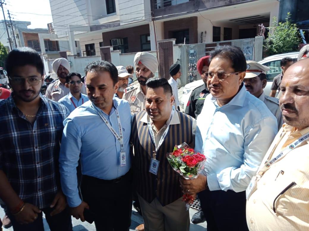 Pawan Arora Welcomes OP Soni MLA