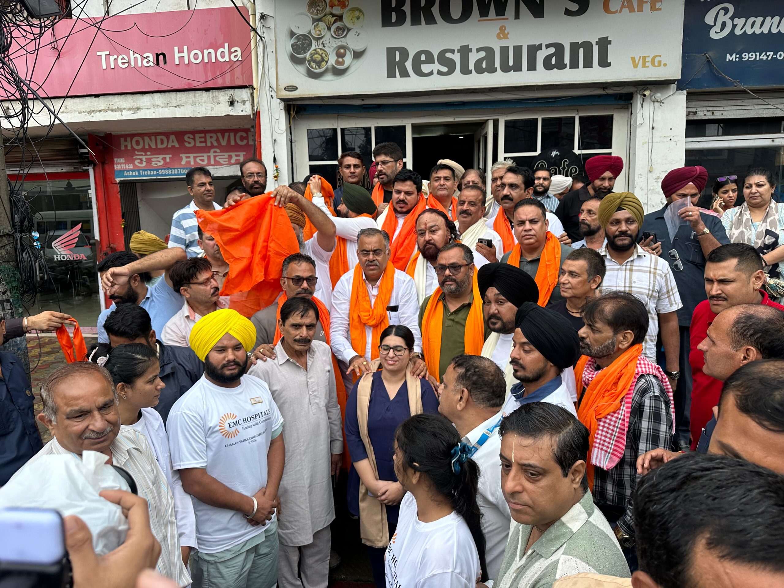 EMC Hospital Team falicitated in Flood Areas 1